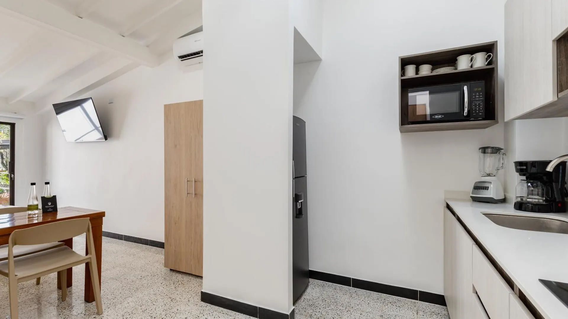Hermosos Aptos En Patio Bonito, Poblado ميديلين كولومبيا