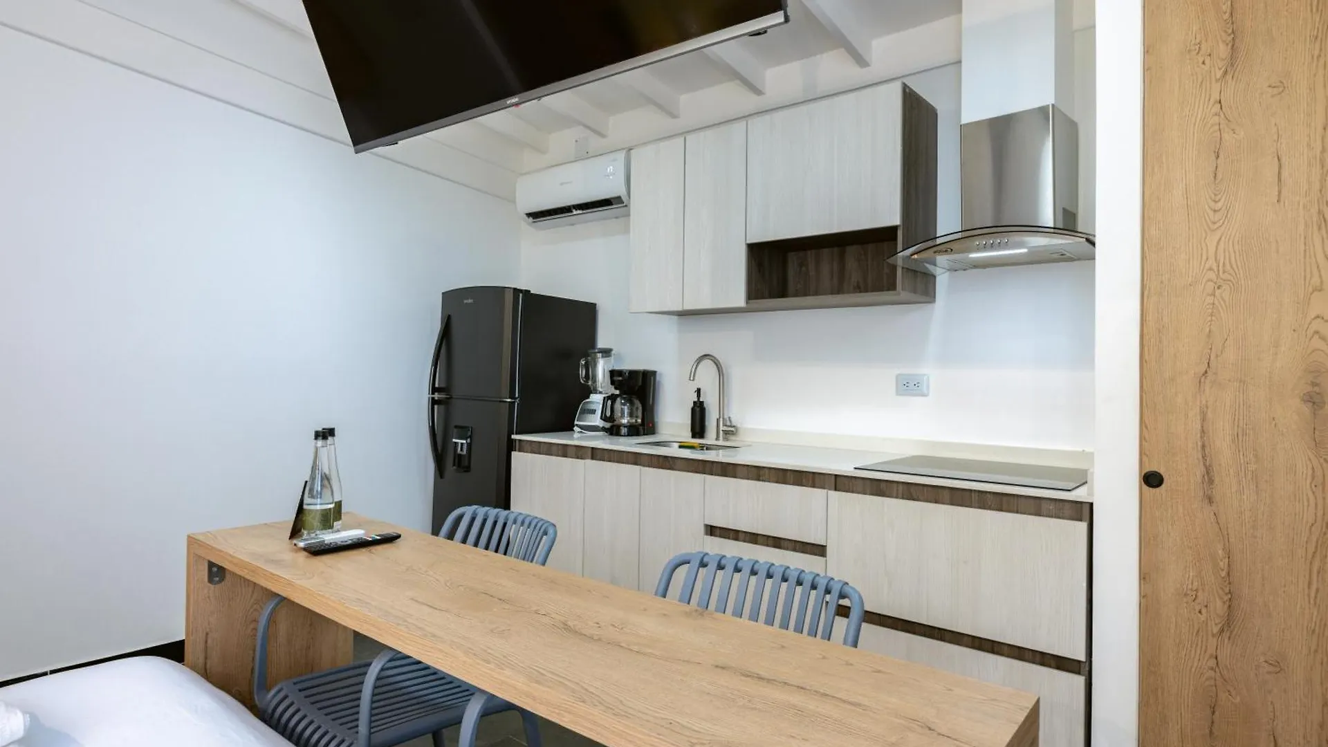 Hermosos Aptos En Patio Bonito, Poblado Medellín Apartamento