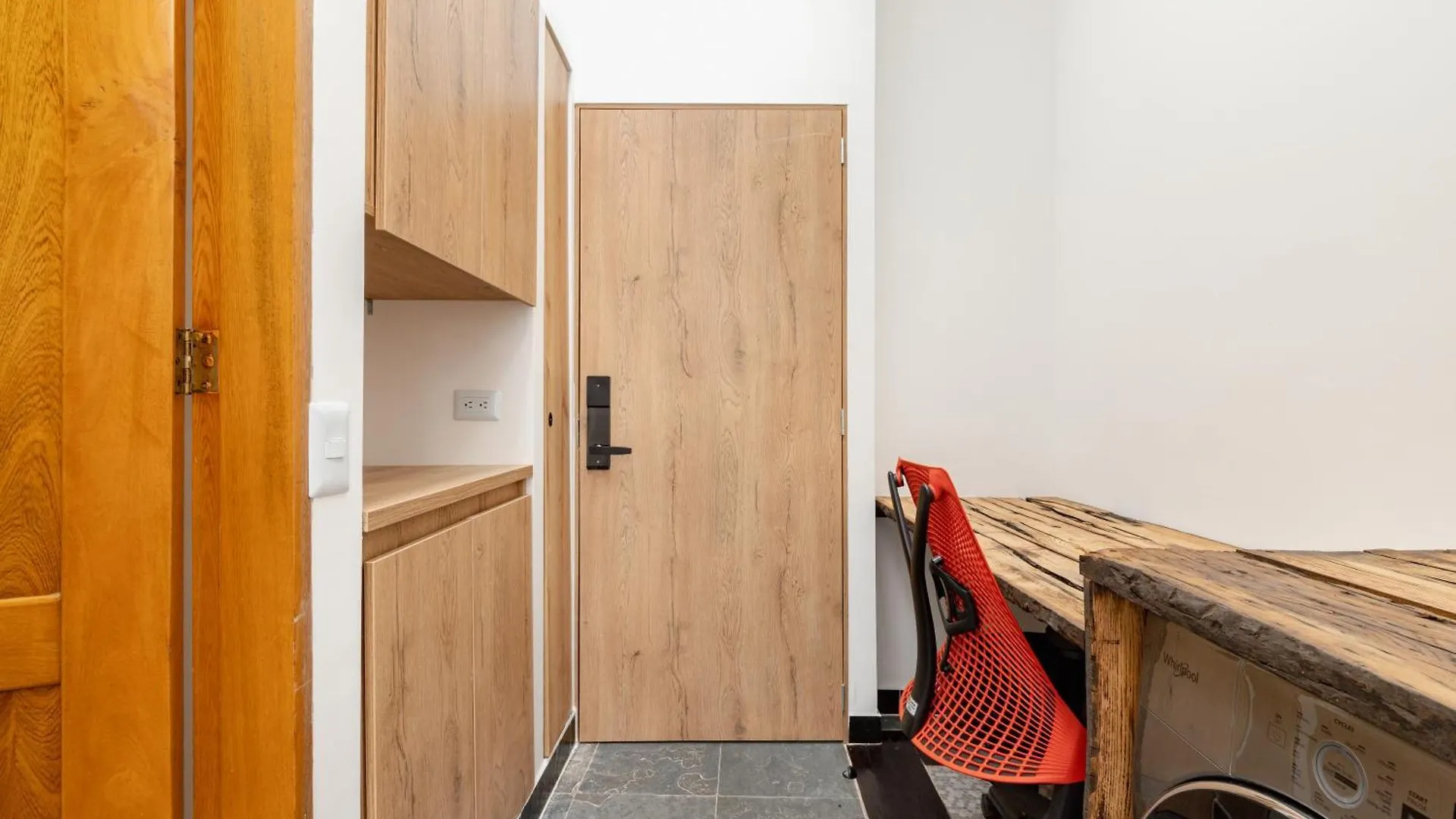 Apartamento Hermosos Aptos En Patio Bonito, Poblado Medellín