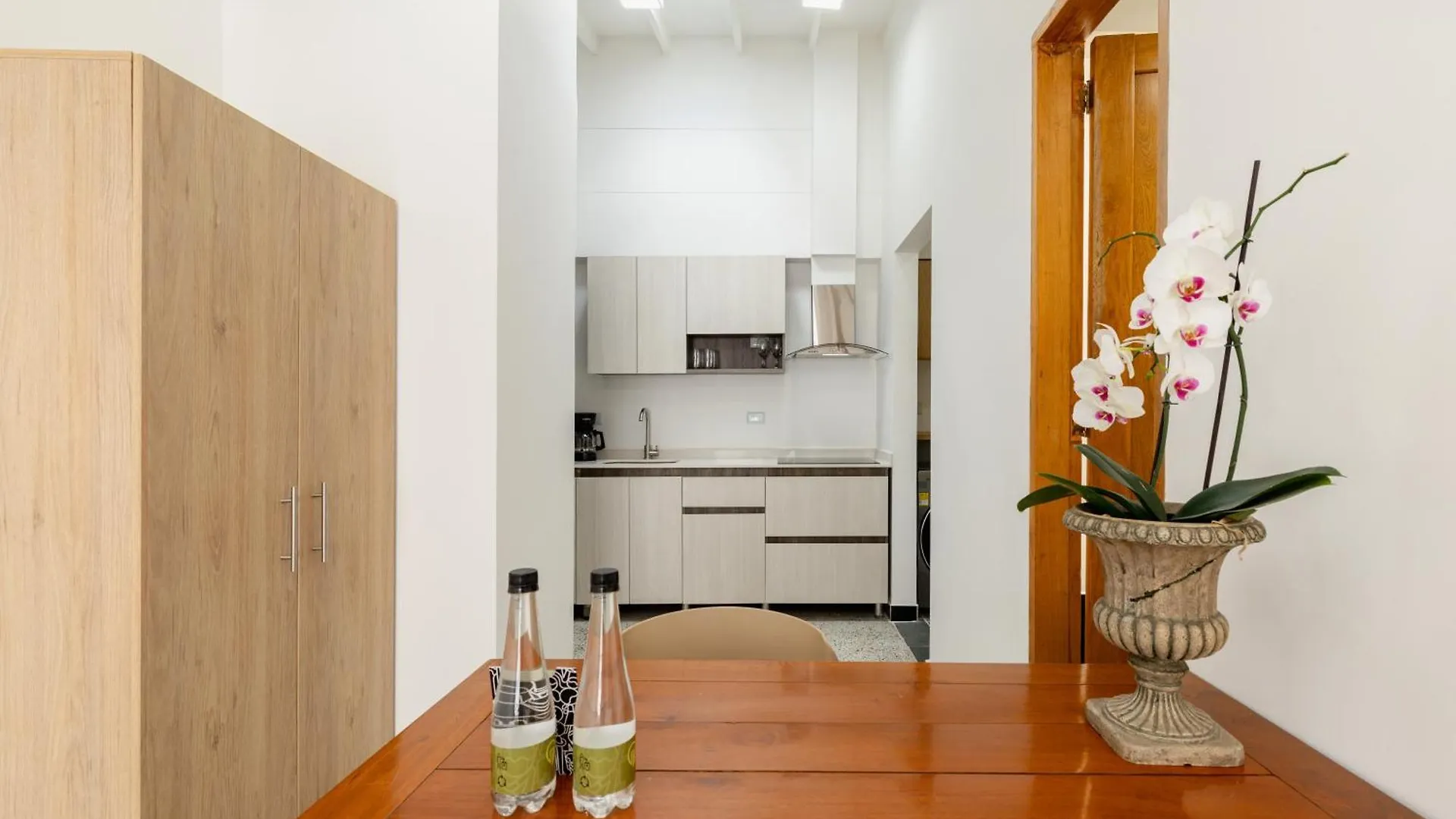 Hermosos Aptos En Patio Bonito, Poblado Medellín Apartamento