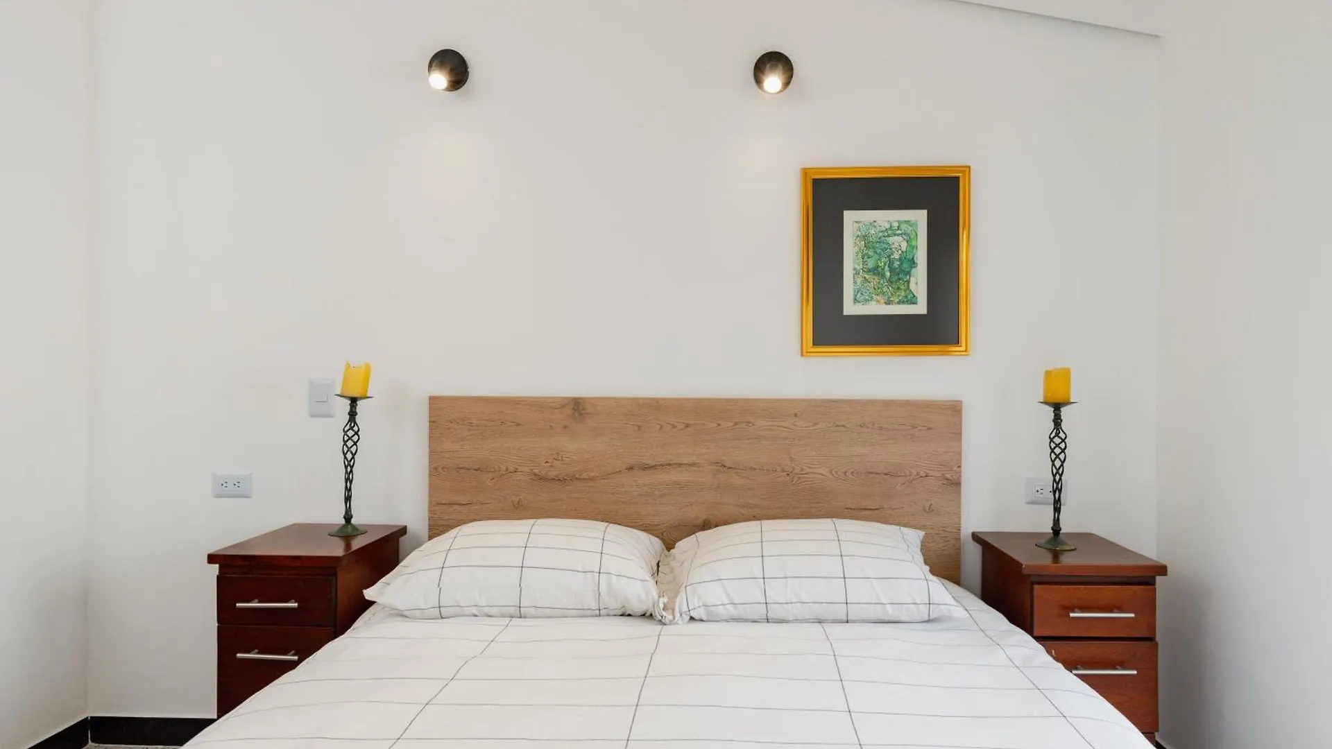 Apartamento Hermosos Aptos En Patio Bonito, Poblado Medellín