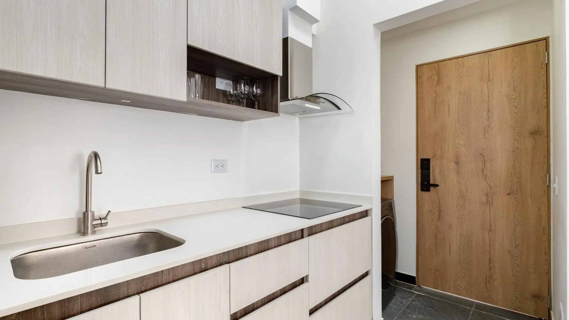 Apartamento Hermosos Aptos En Patio Bonito, Poblado Medellín